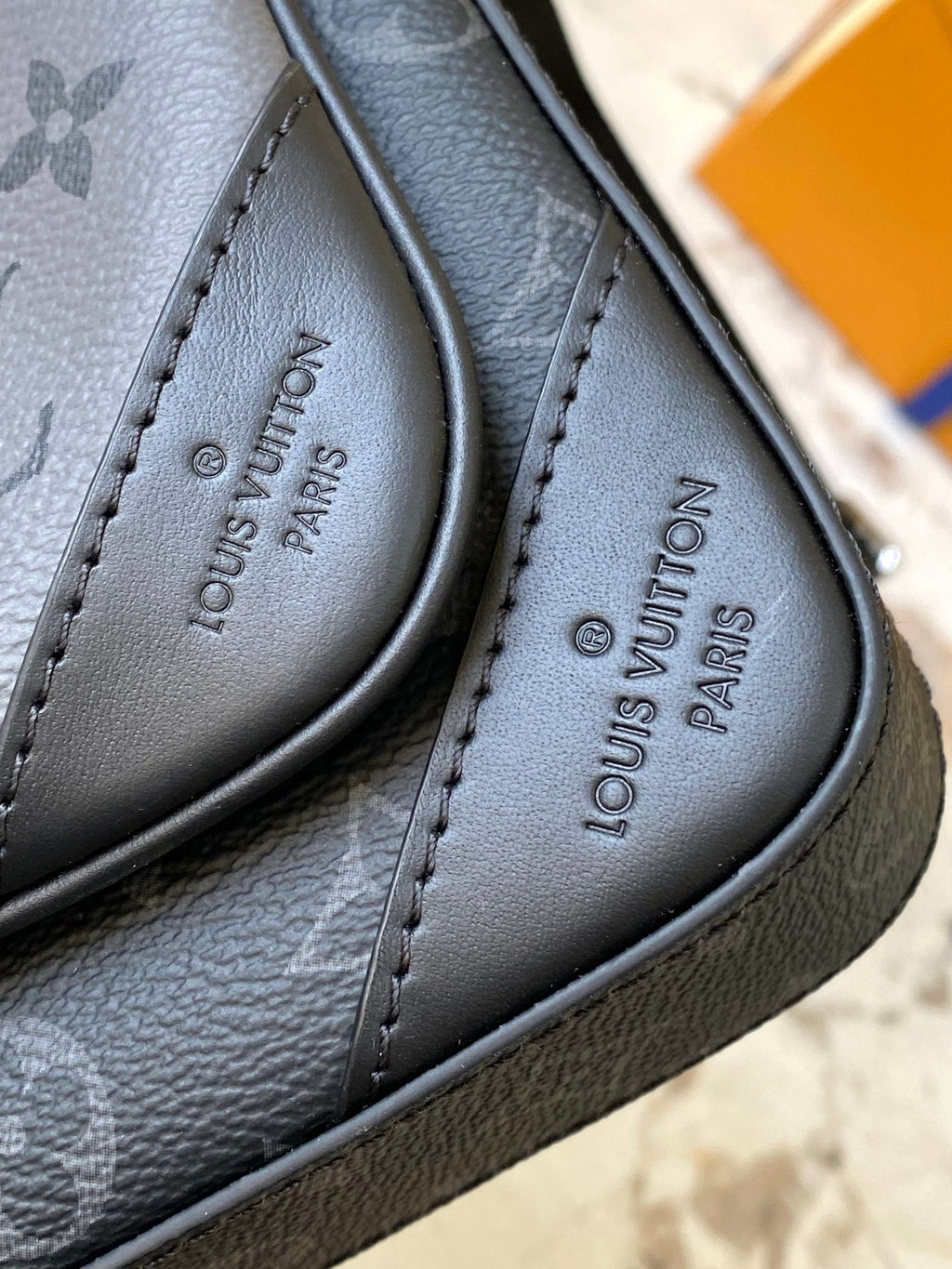 LOUIS VUITTON- LV bag