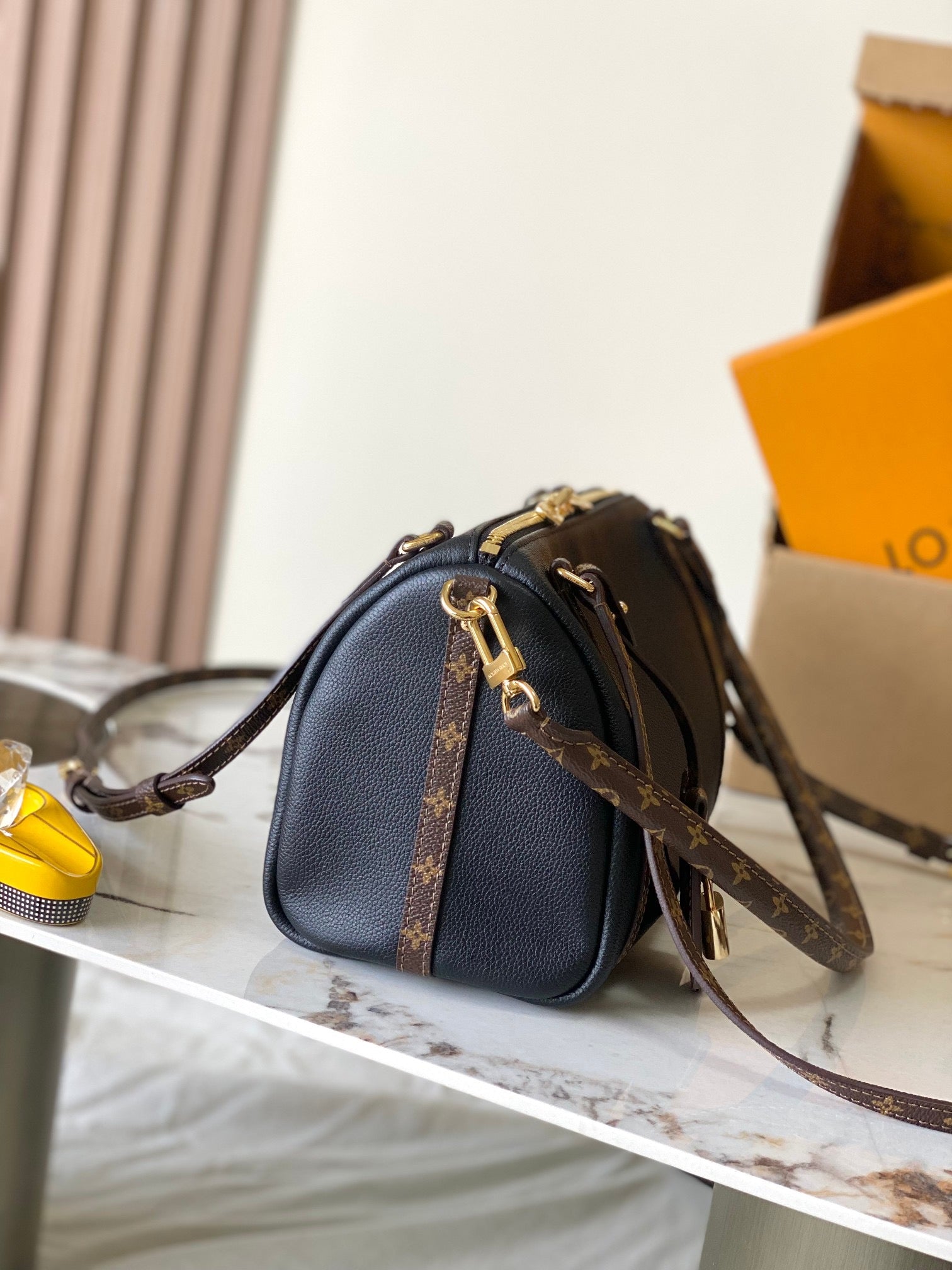 LOUIS VUITTON- LV bag