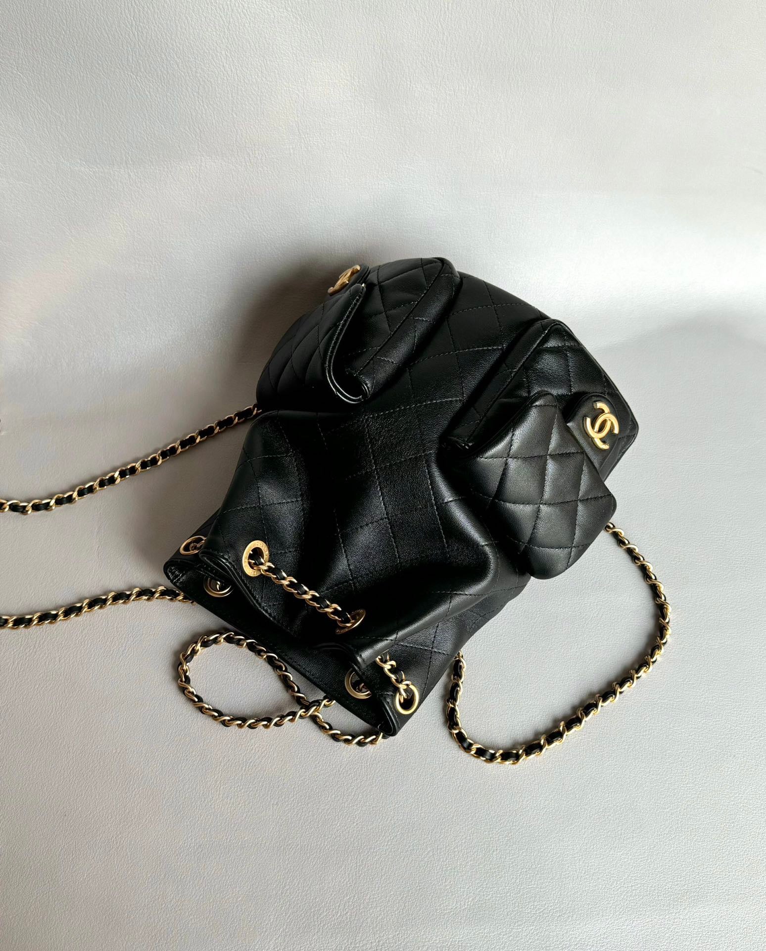 CHANEL-25C backpack golden/sliver