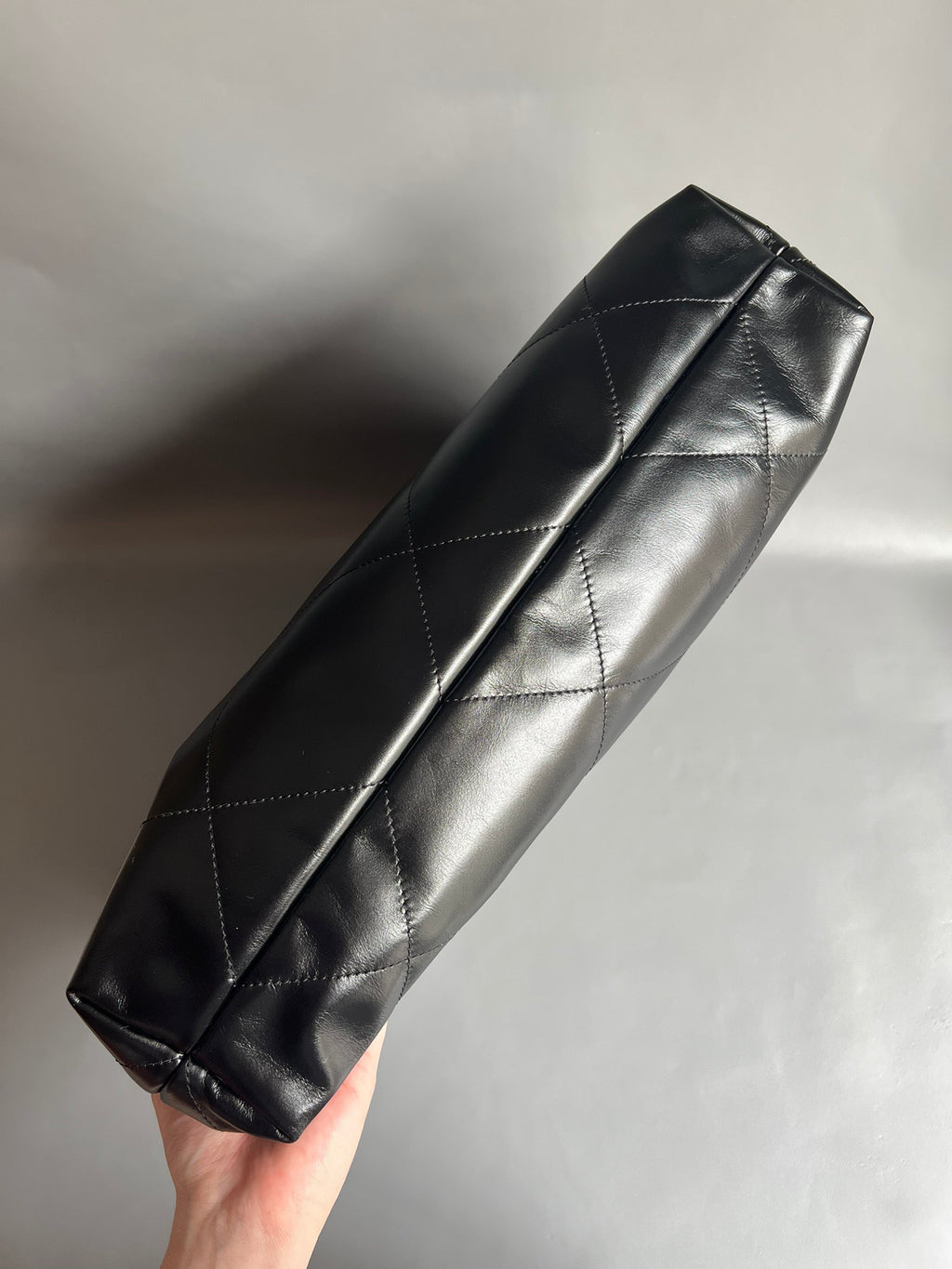 CHANEL-22bag mini golden/sliver