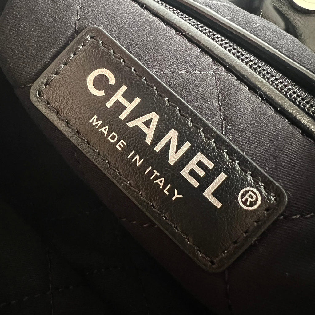 CHANEL-22bag mini golden/sliver