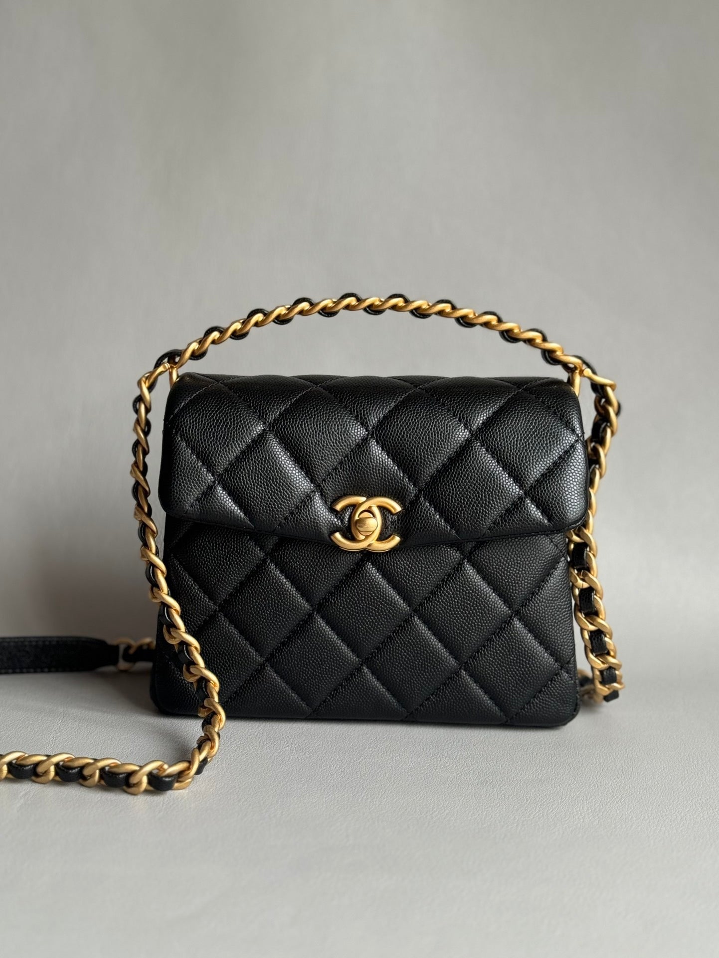 CHANEL-24S rue Cambon Handle bag golden/sliver