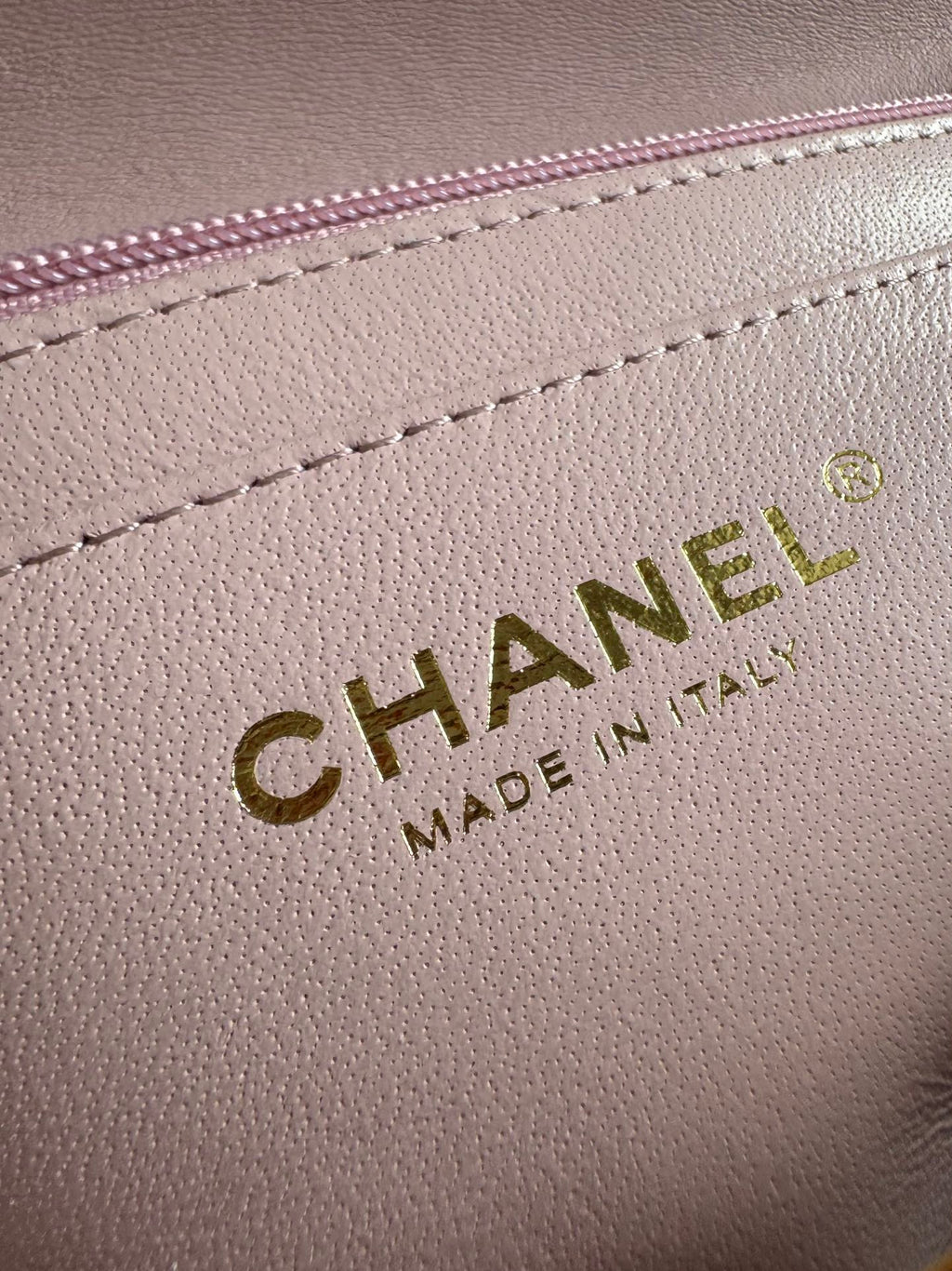 CHANEL-25B CF Handle mini bag golden/sliver