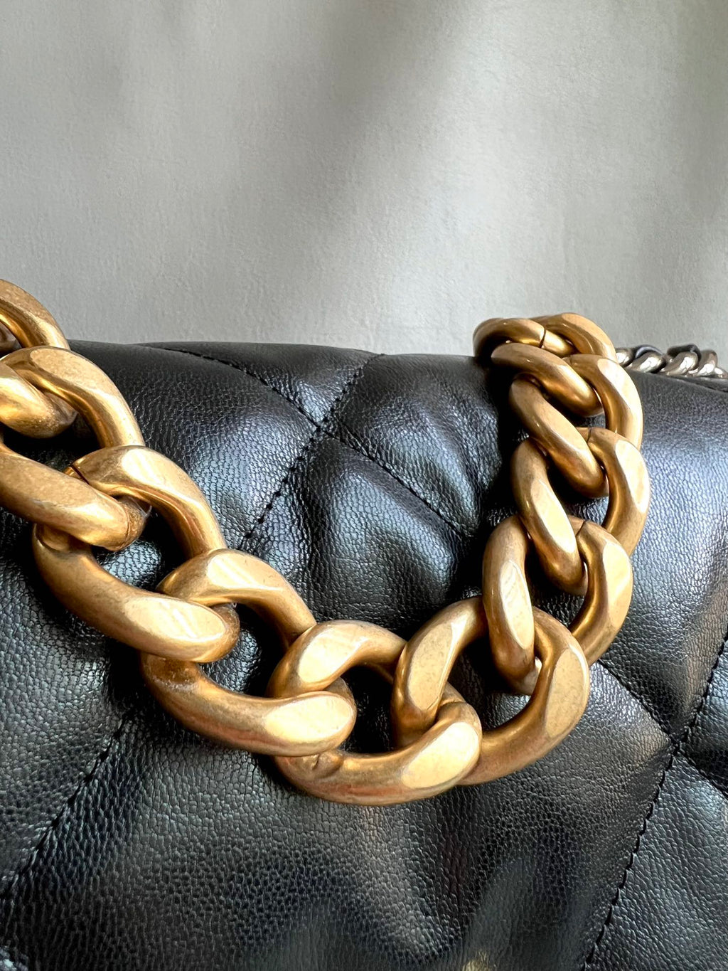 CHANEL-19 bag golden/sliver