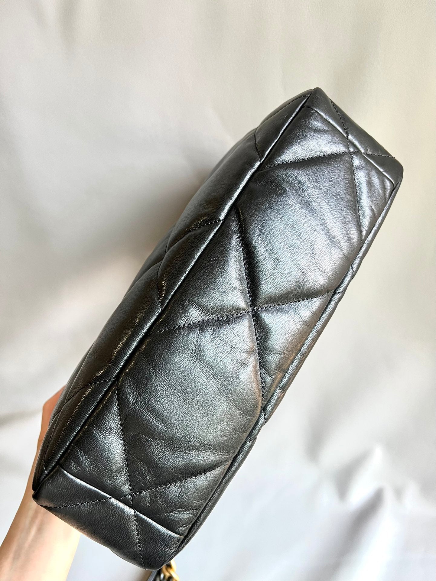 CHANEL-19 bag golden/sliver