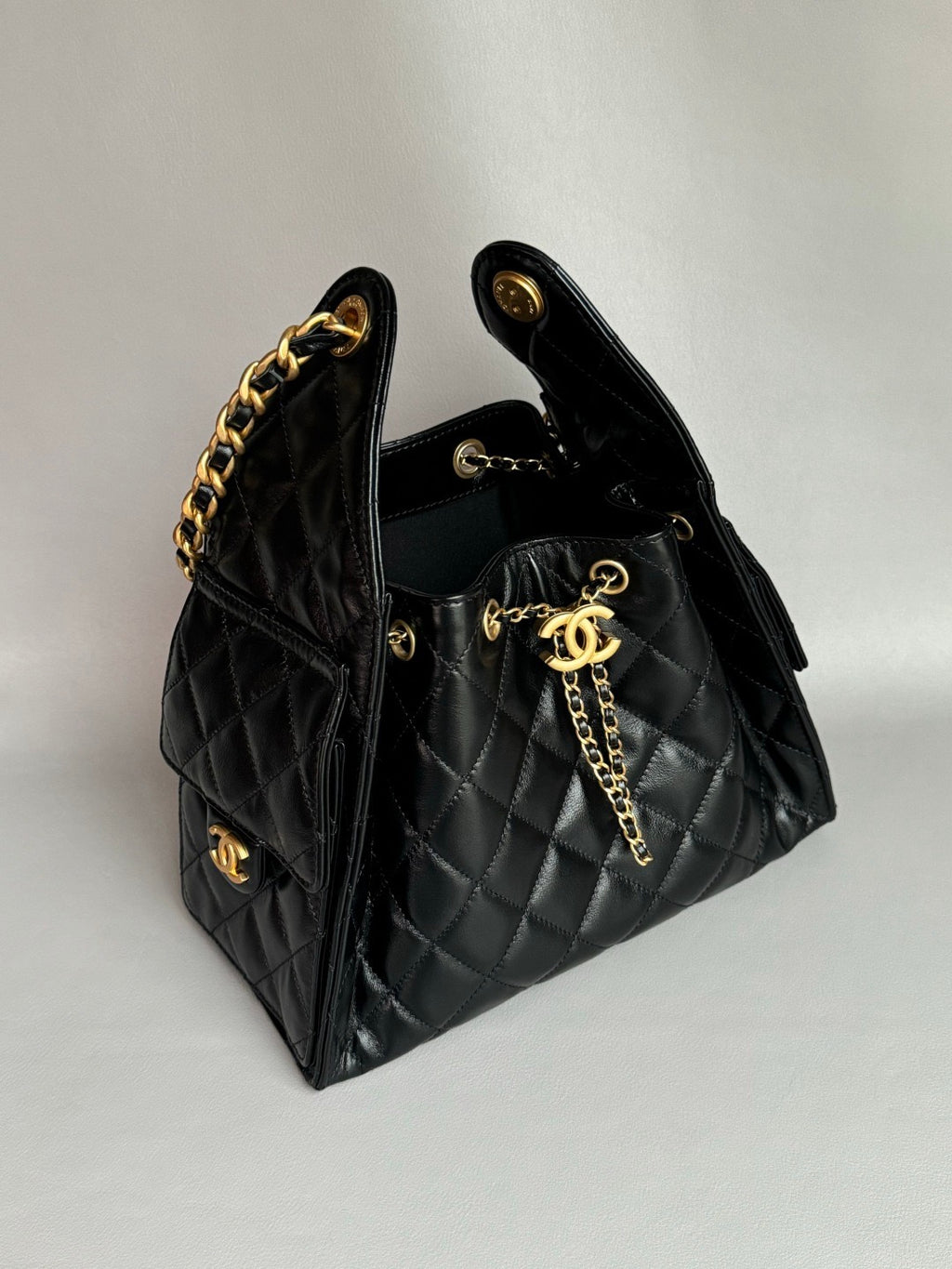 CHANEL-25B BAG golden/sliver