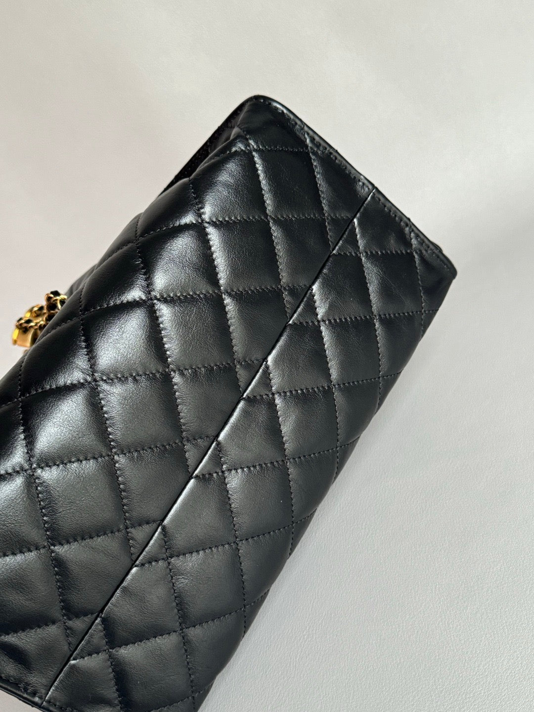 CHANEL-25B BAG golden/sliver