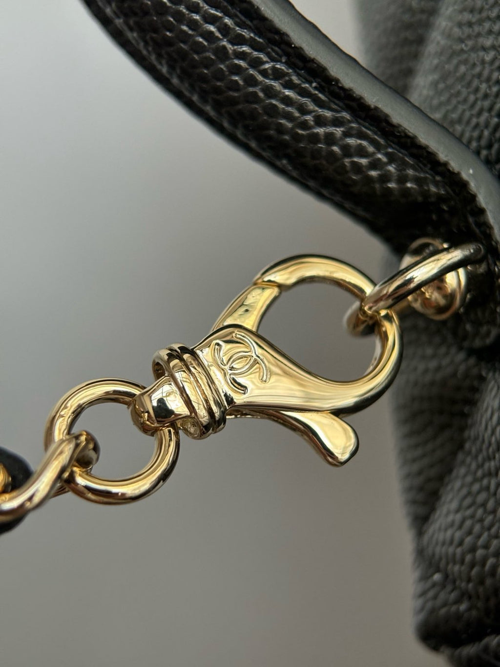 CHANEL-25K LP box golden/sliver