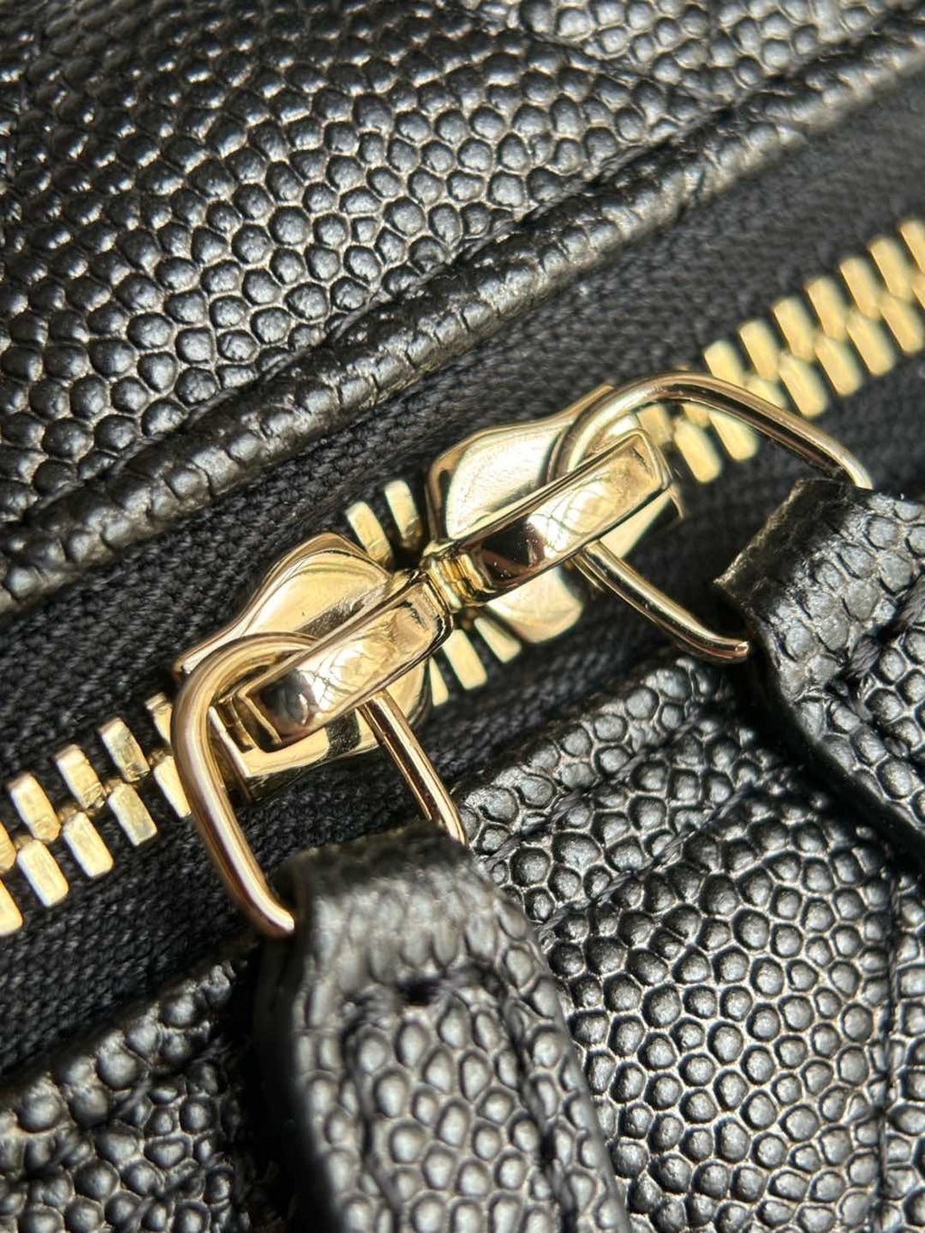 CHANEL-25S LP box golden/sliver