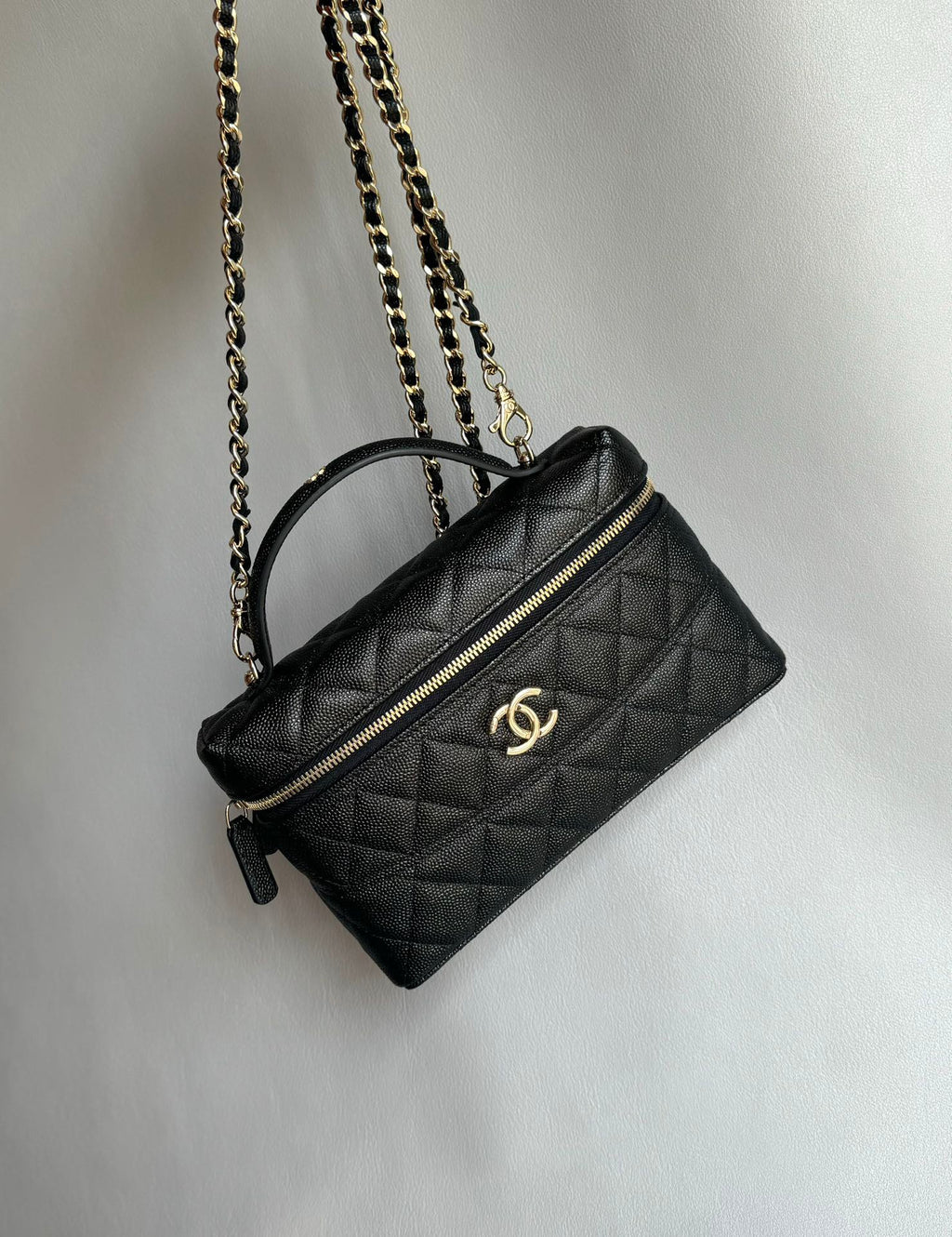 CHANEL-25S LP box golden/sliver