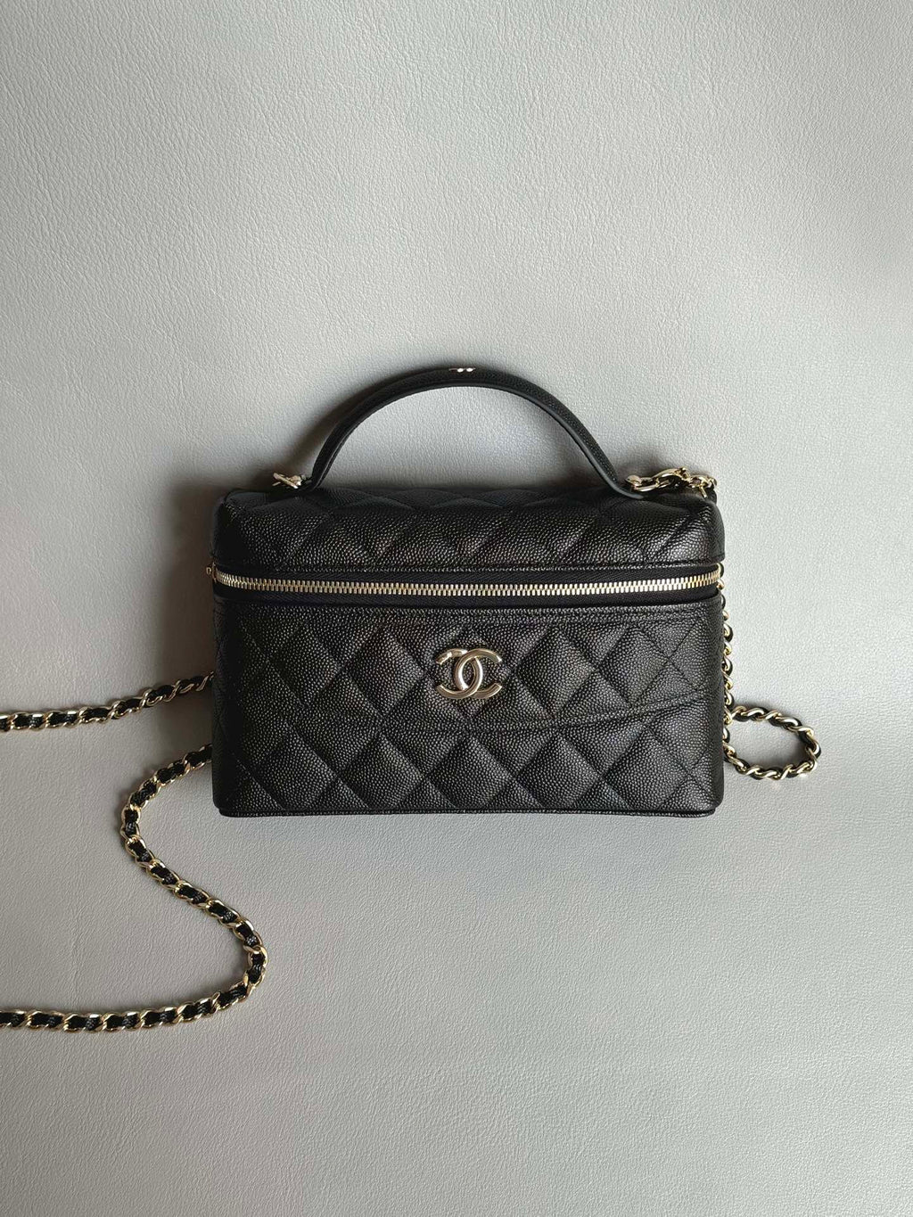 CHANEL-25S LP box golden/sliver