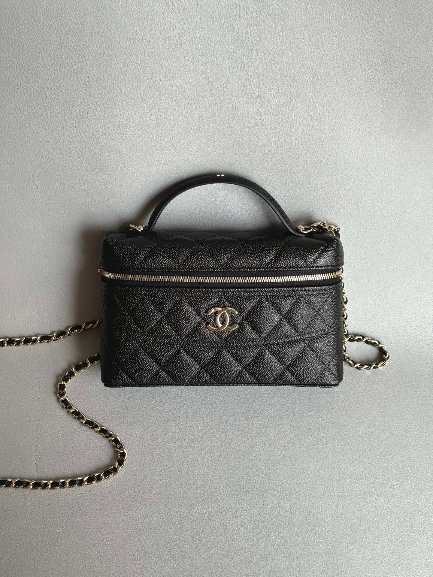 CHANEL-25S LP box golden/sliver