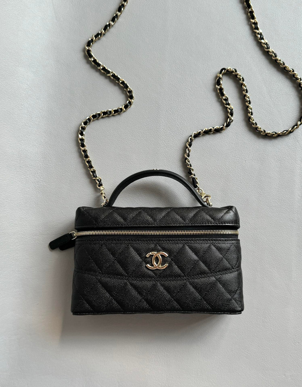 CHANEL-25S LP box golden/sliver