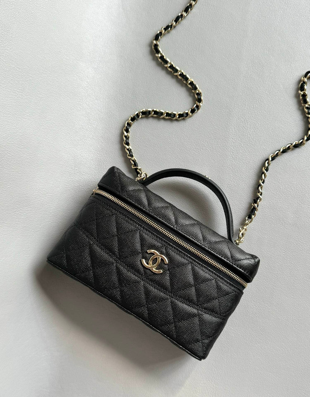 CHANEL-25S LP box golden/sliver