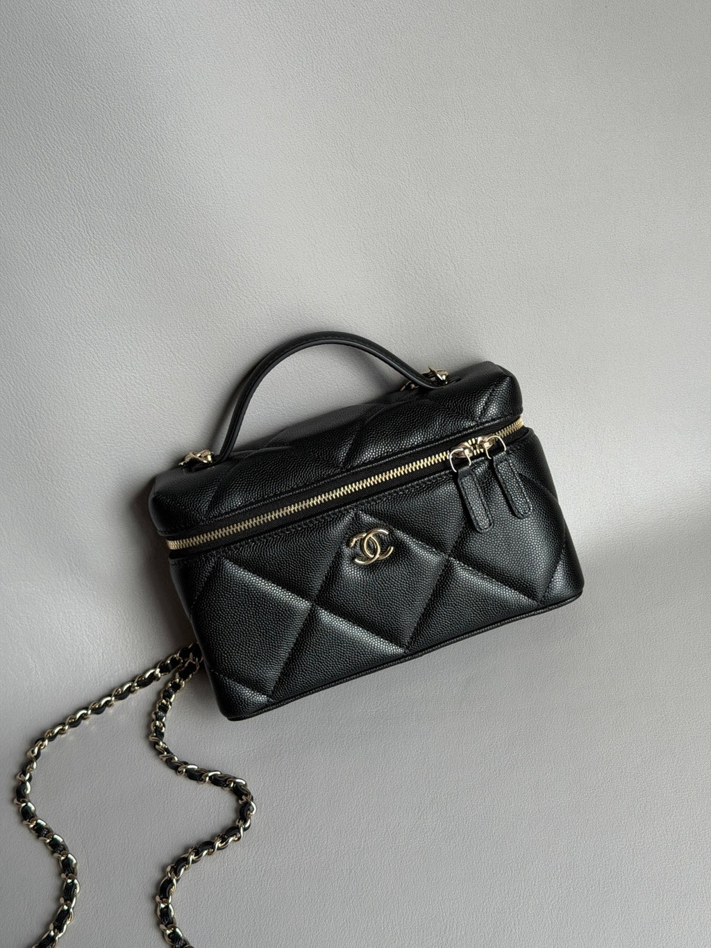 CHANEL-25KLP Bento Bag golden/sliver