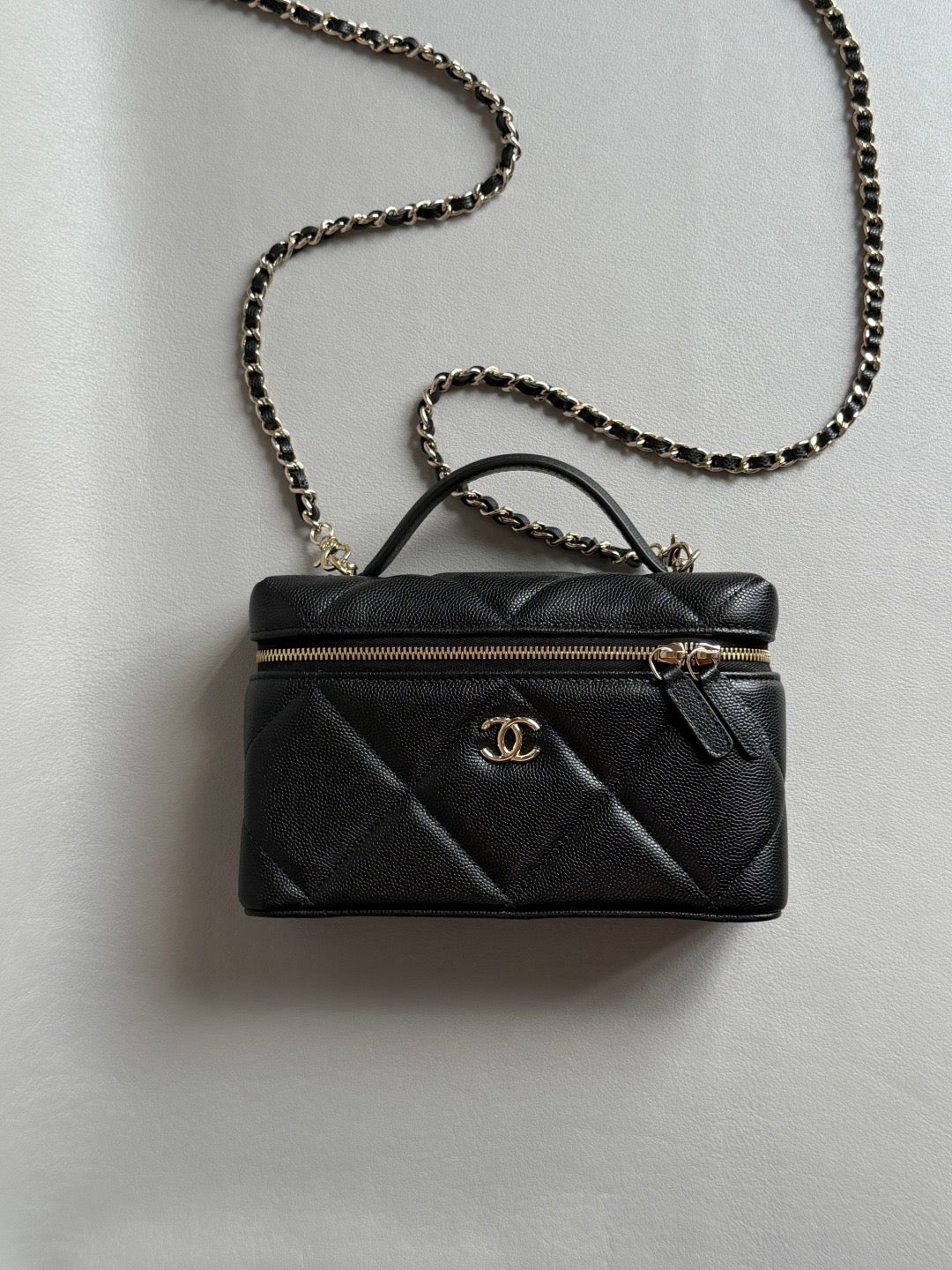 CHANEL-25KLP Bento Bag golden/sliver