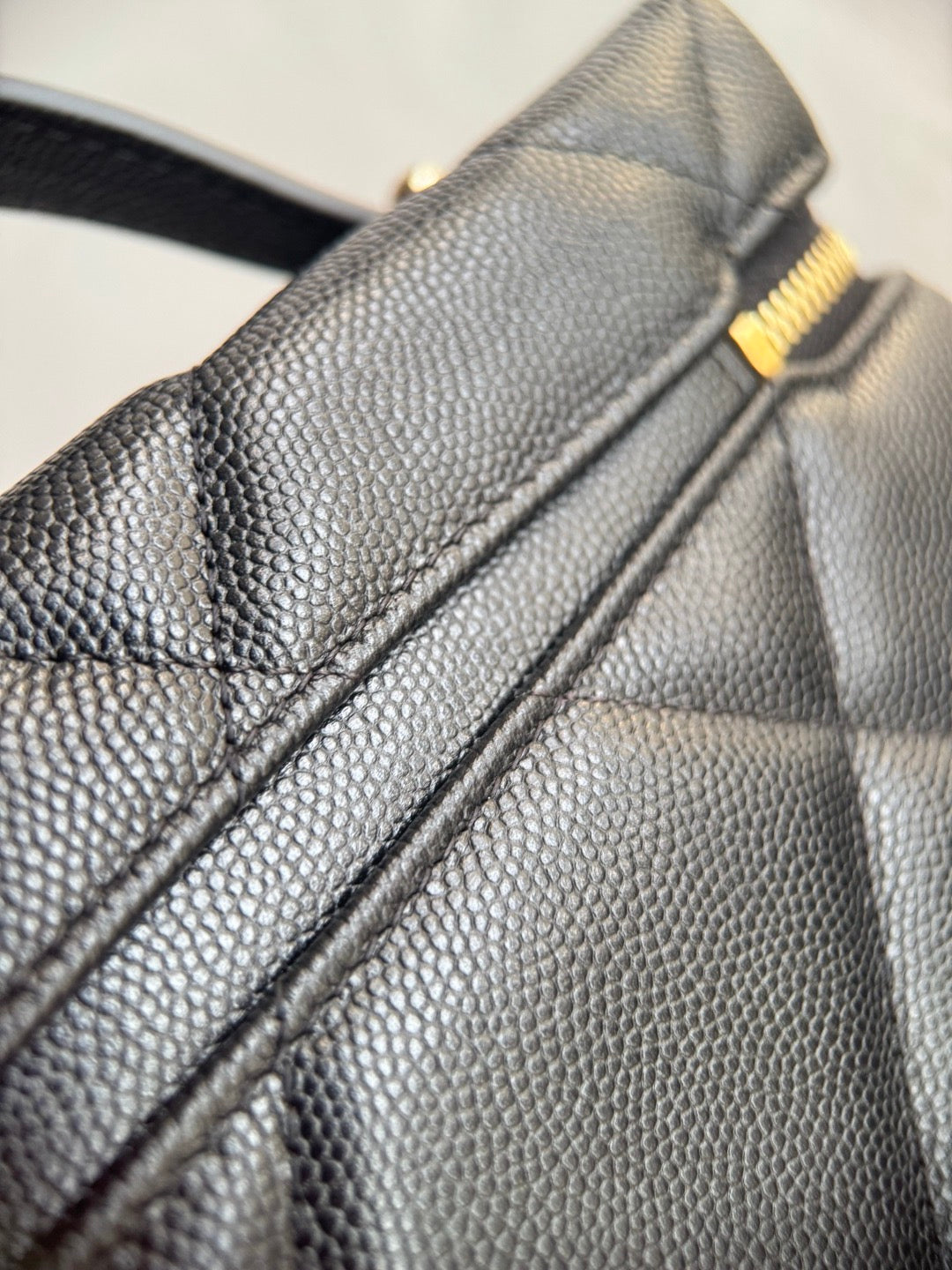 CHANEL-25KLP Bento Bag golden/sliver