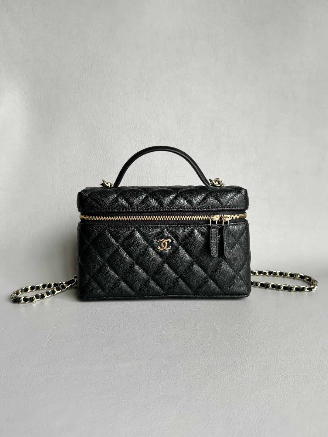 CHANEL-25K LP box golden/sliver