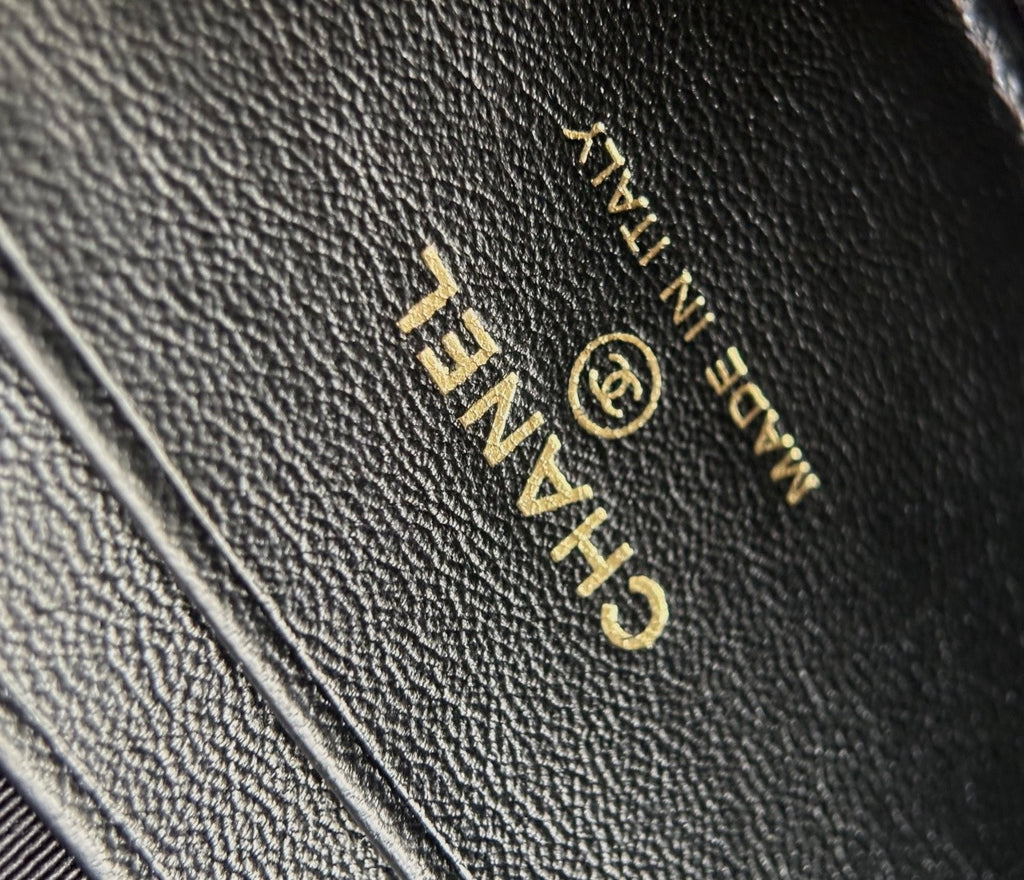 CHANEL-25P LP box golden/sliver