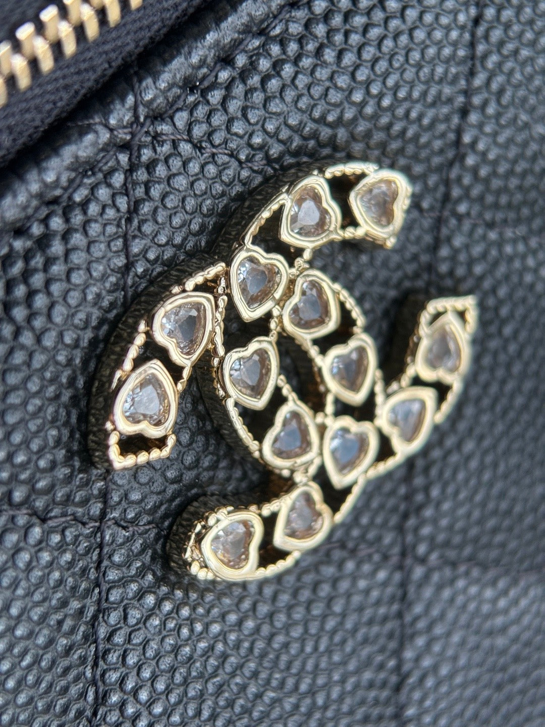 CHANEL-25P LP box golden/sliver