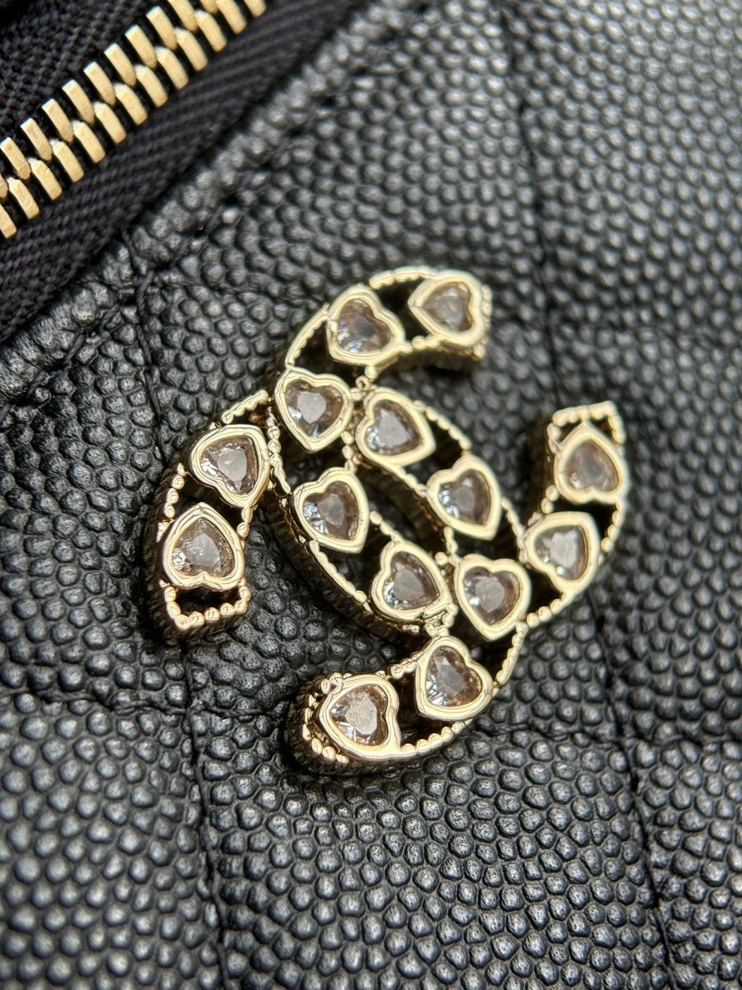 CHANEL-25P LP box golden/sliver