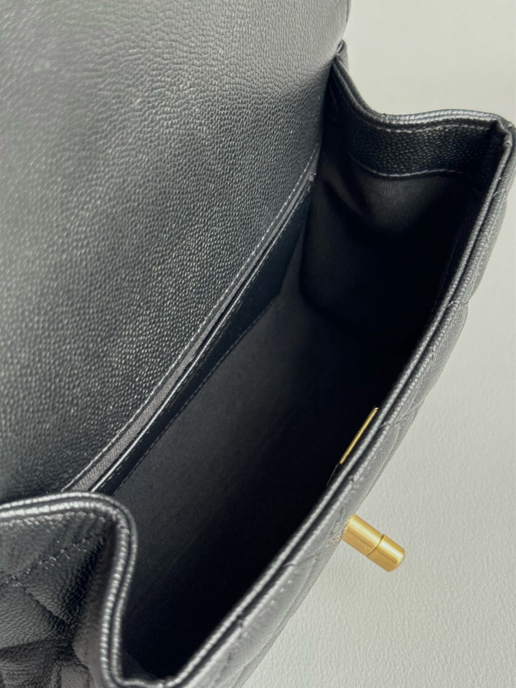 CHANEL-25B Handle BAG golden/sliver