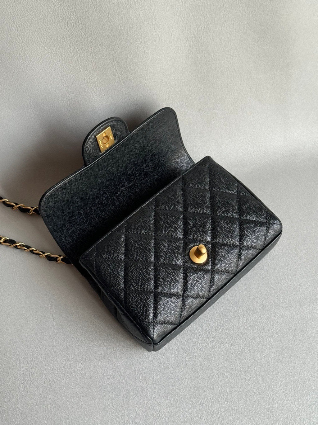 CHANEL-25K Double Flap bag golden/sliver