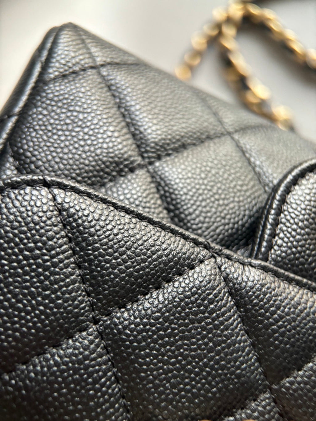 CHANEL-25B Handle BAG golden/sliver