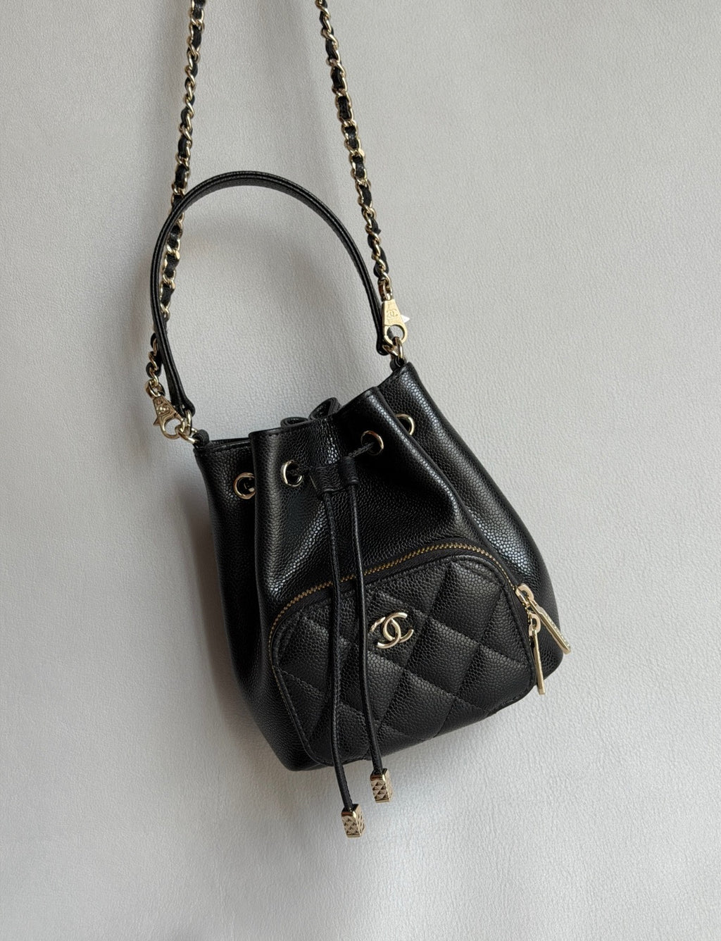 CHANEL-25B SMALL HOBO golden/sliver