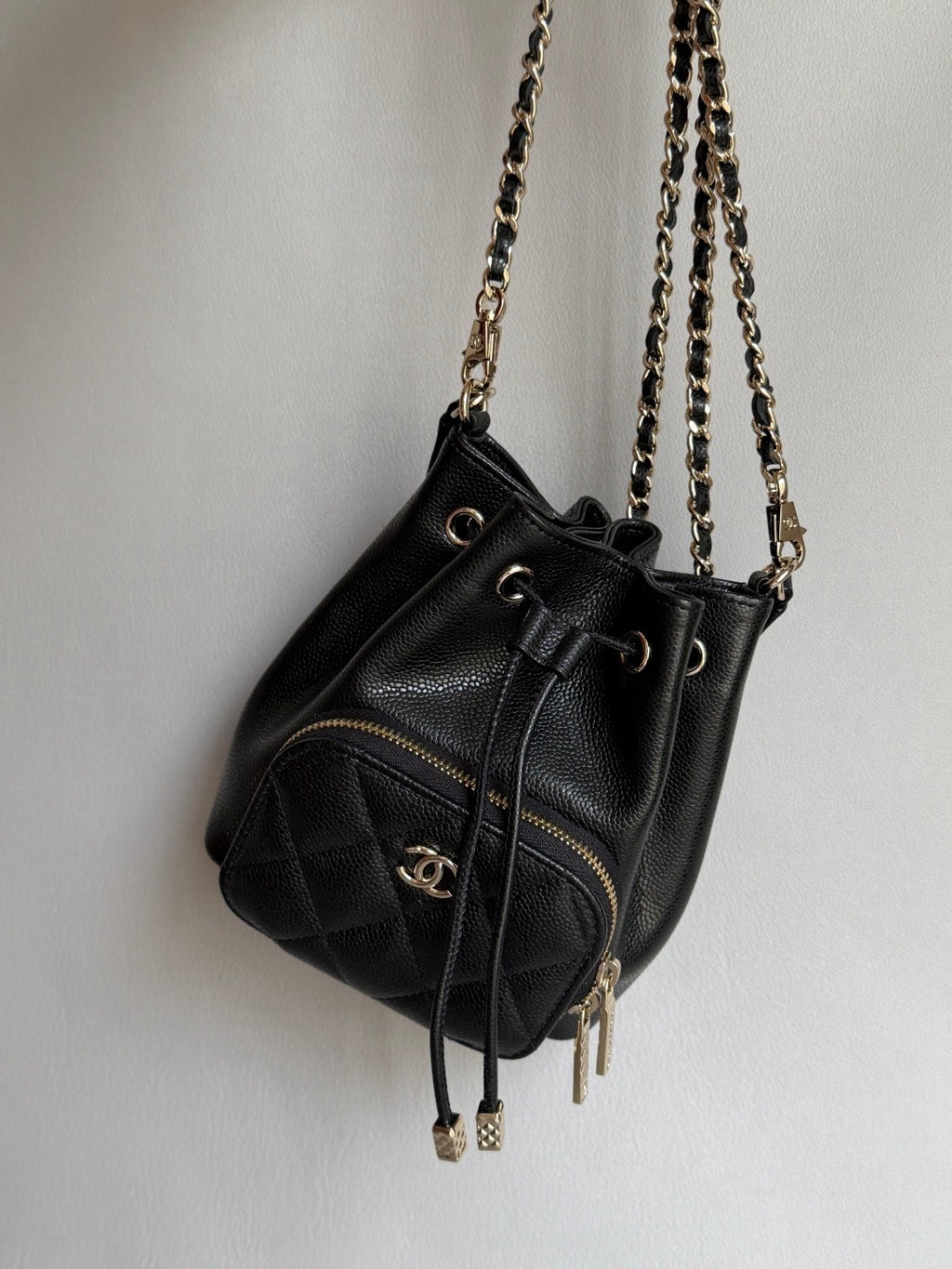 CHANEL-25B SMALL HOBO golden/sliver