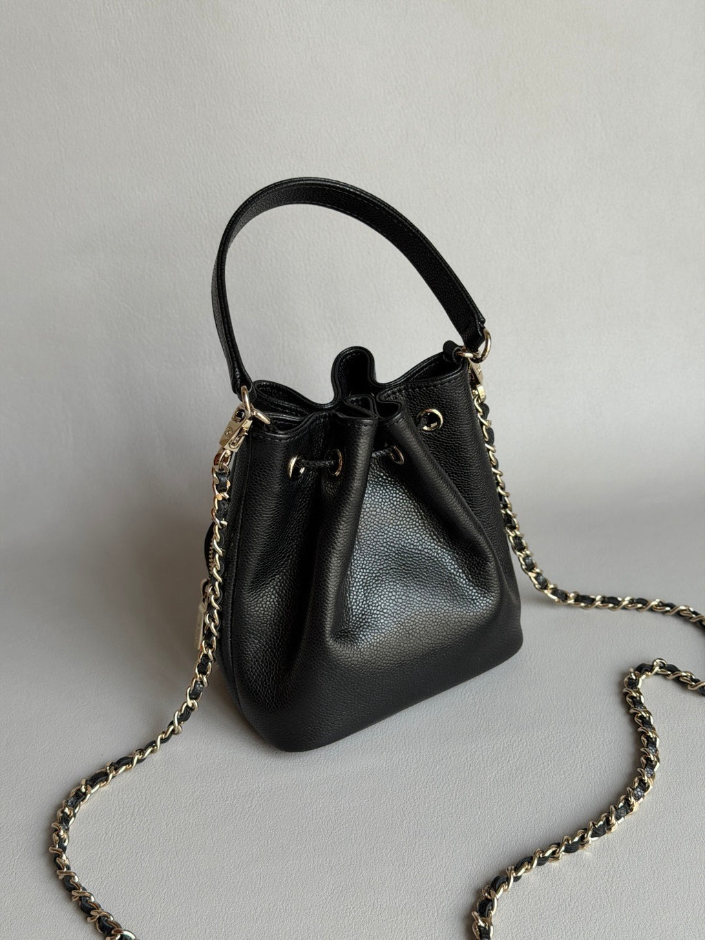 CHANEL-25B SMALL HOBO golden/sliver