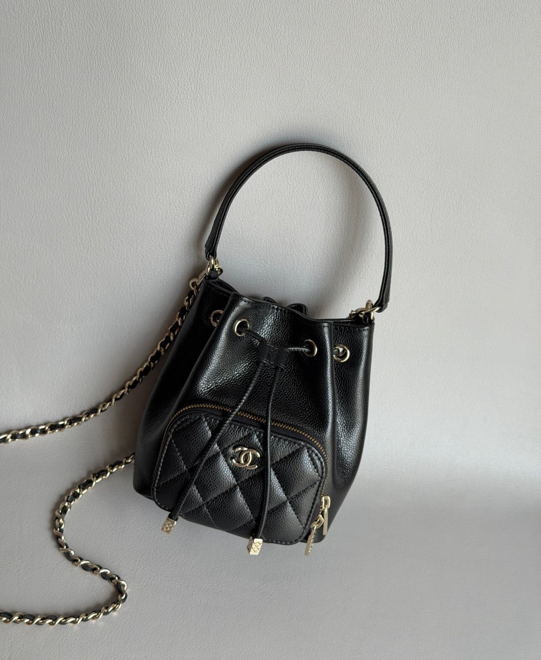 CHANEL-25B SMALL HOBO golden/sliver