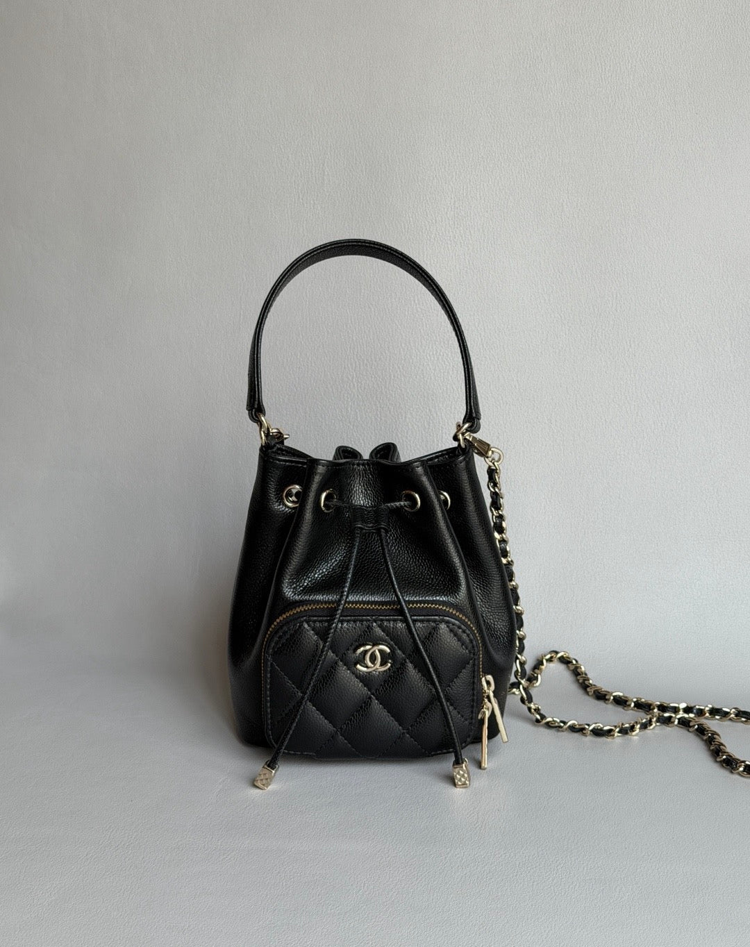CHANEL-25B SMALL HOBO golden/sliver