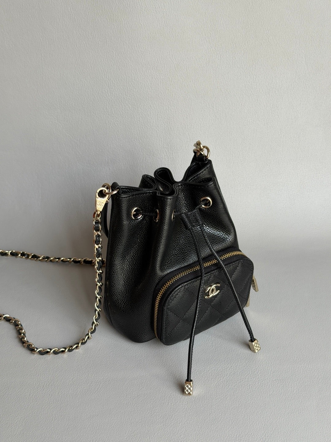 CHANEL-25B SMALL HOBO golden/sliver