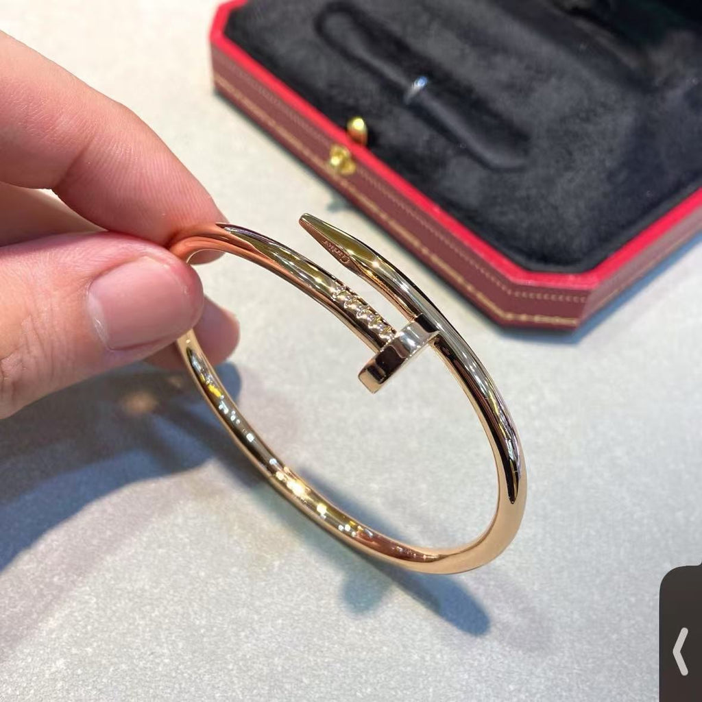 Fashionable nail bracelet, simple and individual bracelet, light luxury and high-end jewelry