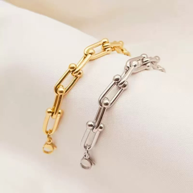 U-shaped bracelet for women and couples, the same style of chain bracelet for both men and women