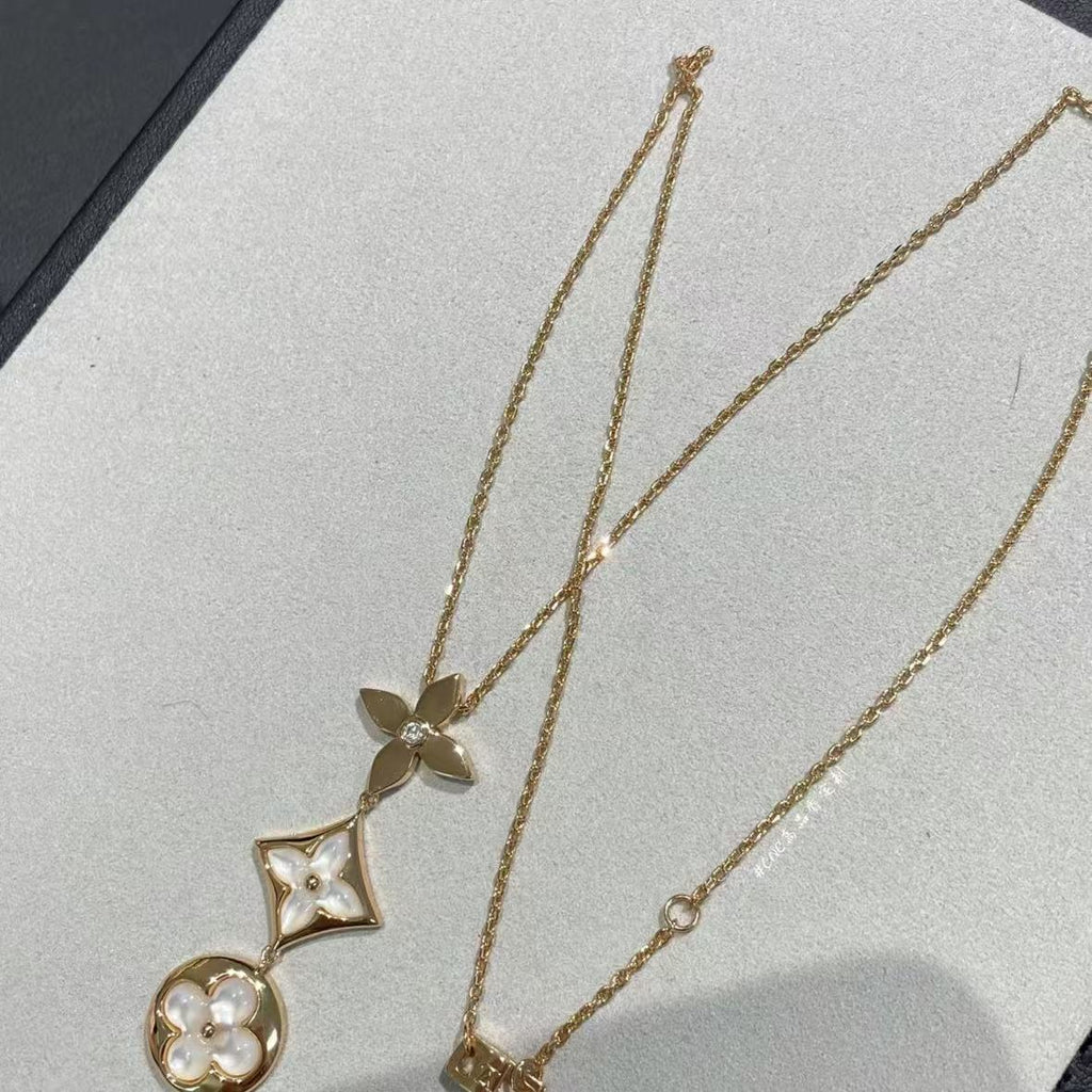 This fashionable mother-of-pearl titanium steel necklace is a niche design for women, versatile and never fades