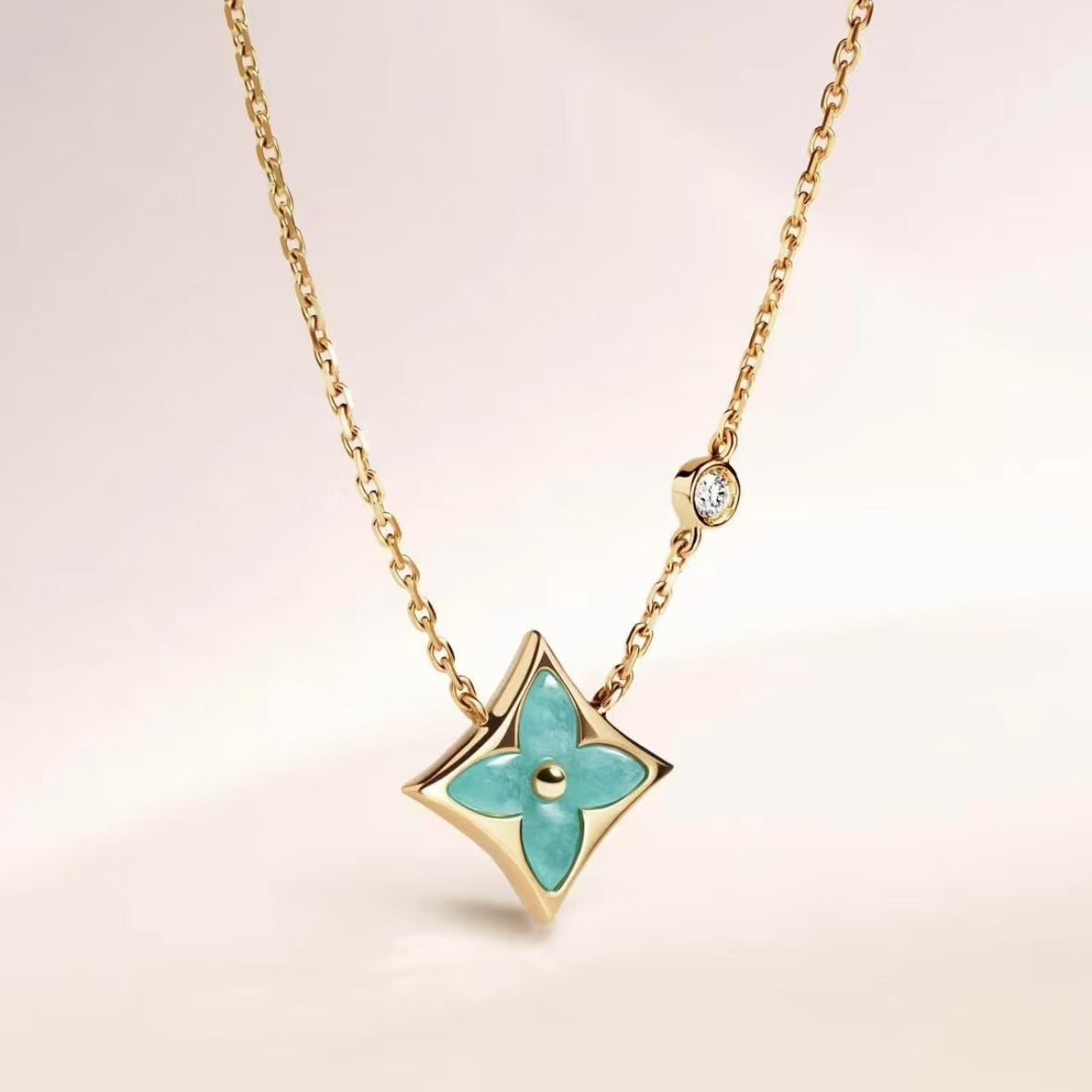 Diamond pointed flower white Fritillary necklace women's light luxury fashion versatile pink Fritillary round flower double flower pendant