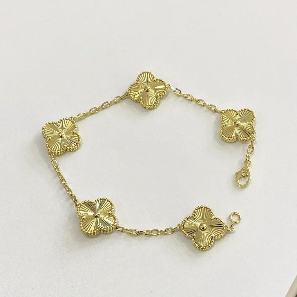 New golden  four-leaf clover five-flower set for women's diy light luxury four-leaf clover titanium steel jewelry