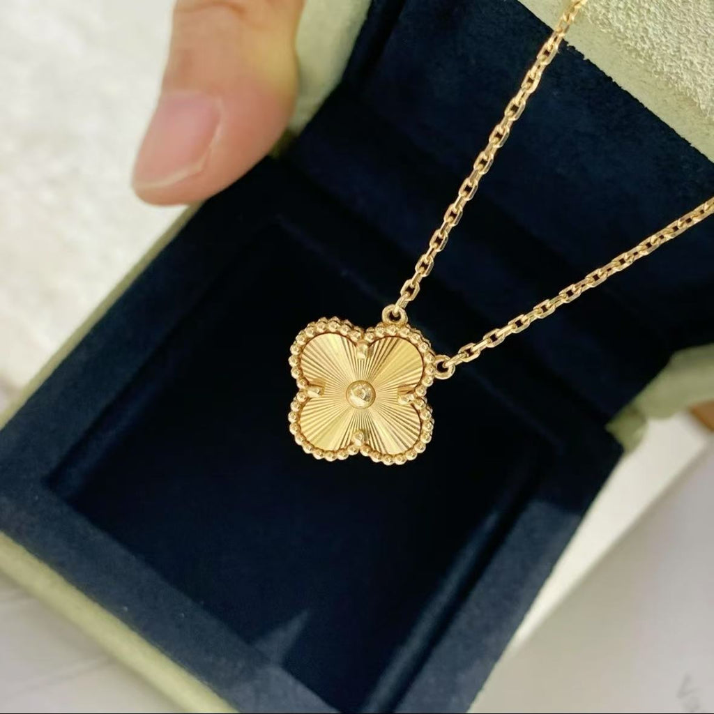 New golden  four-leaf clover five-flower set for women's diy light luxury four-leaf clover titanium steel jewelry