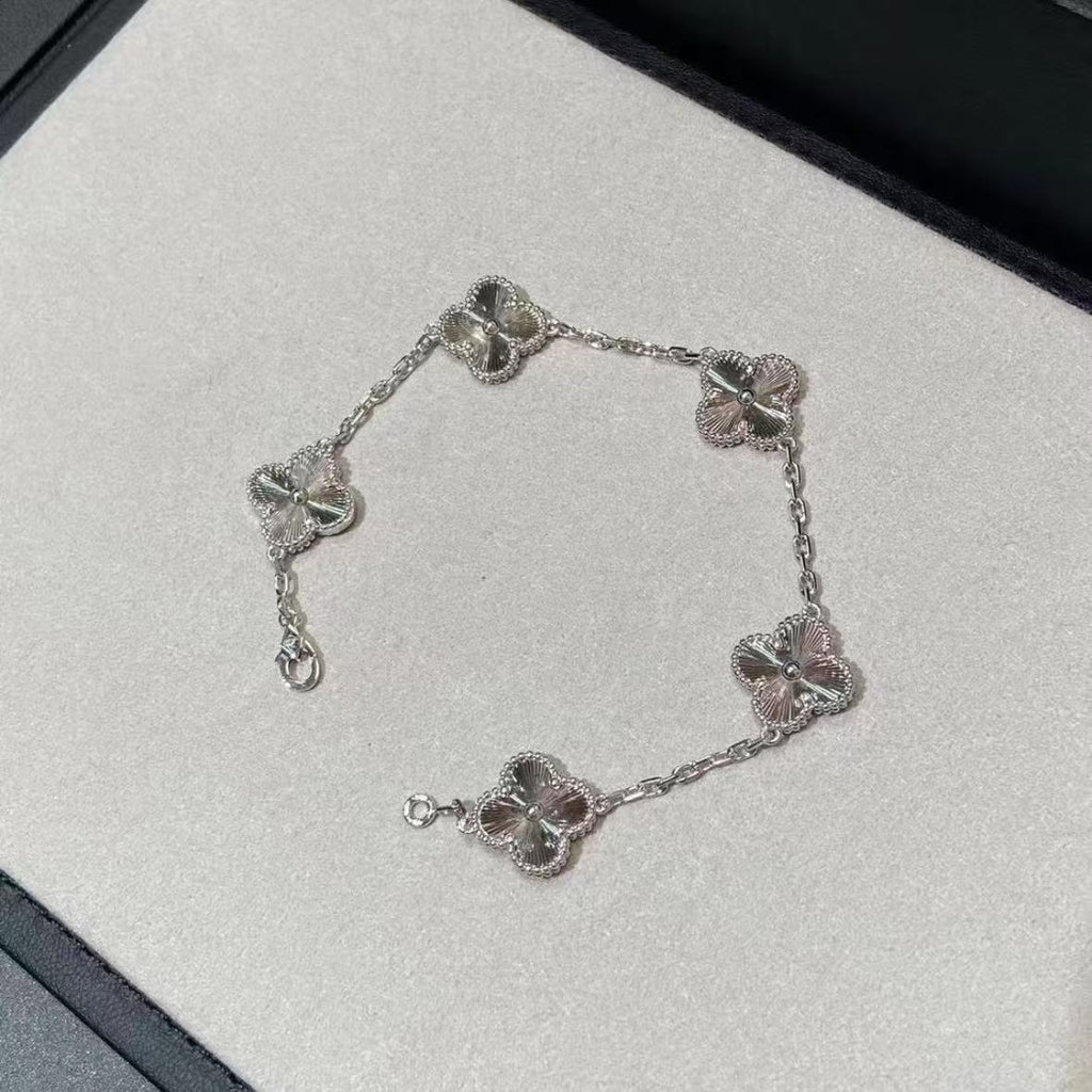 New silver four-leaf clover five-flower set for women's diylight luxury four-leaf clover titanium steel jewelry