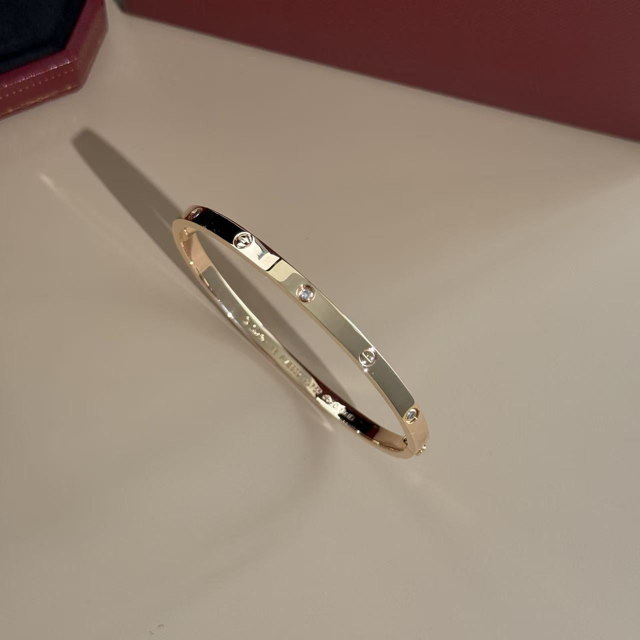 New titanium steel bracelet with snap nails, stainless steel wristband and diamond version