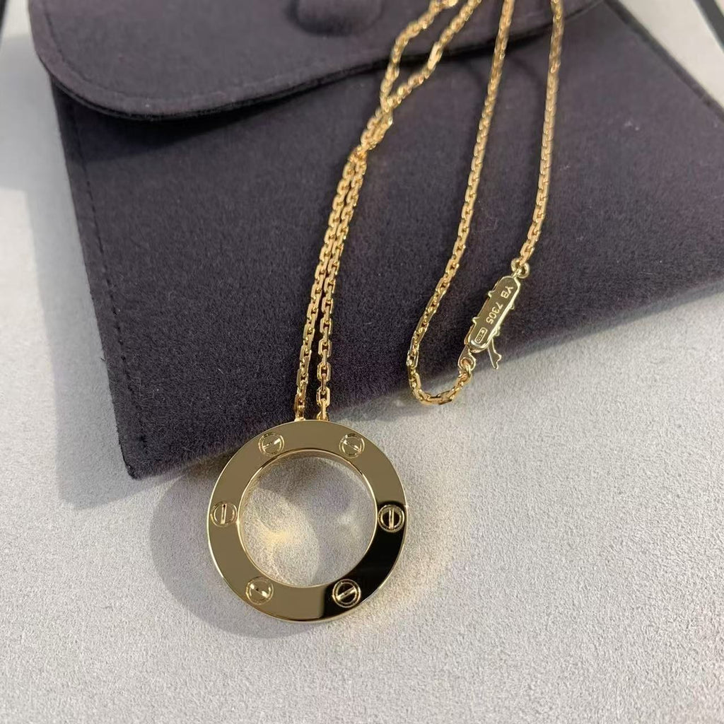 Light luxury, niche and high-end love Starry Sky Necklace, women's pancake collarbone chain.