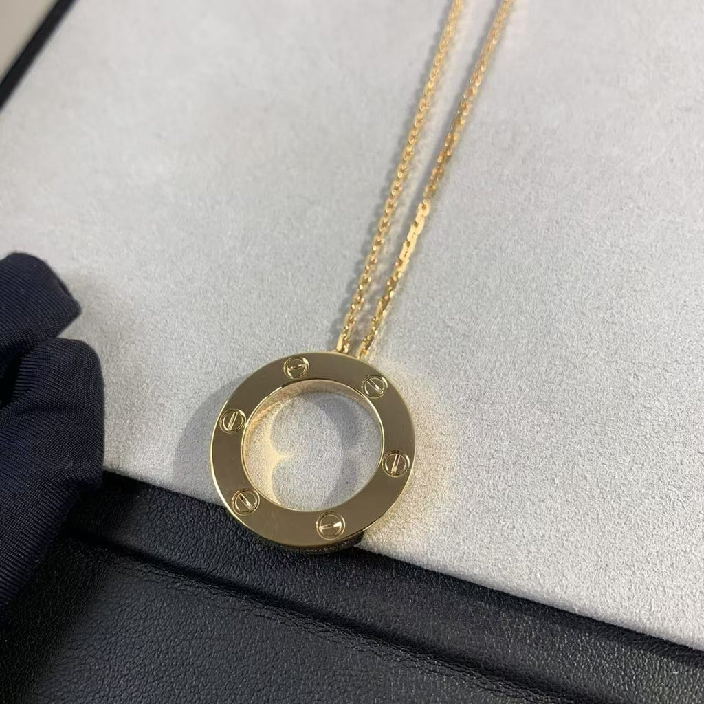 Light luxury, niche and high-end love Starry Sky Necklace, women's pancake collarbone chain.