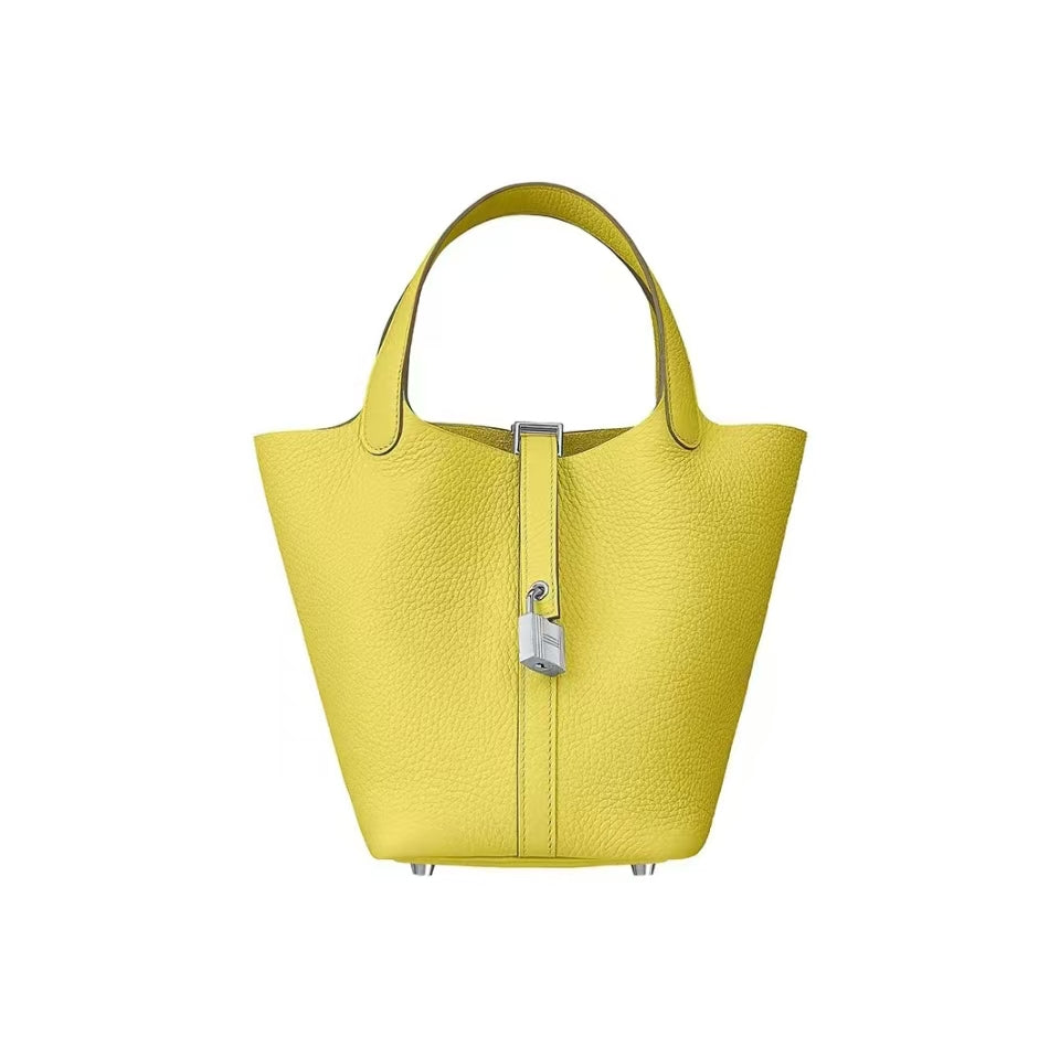 picotin-Taurillon Clemence