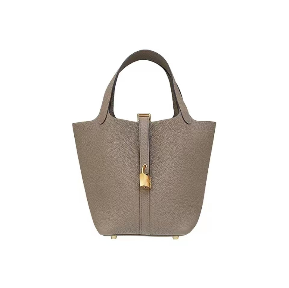 picotin-Taurillon Clemence