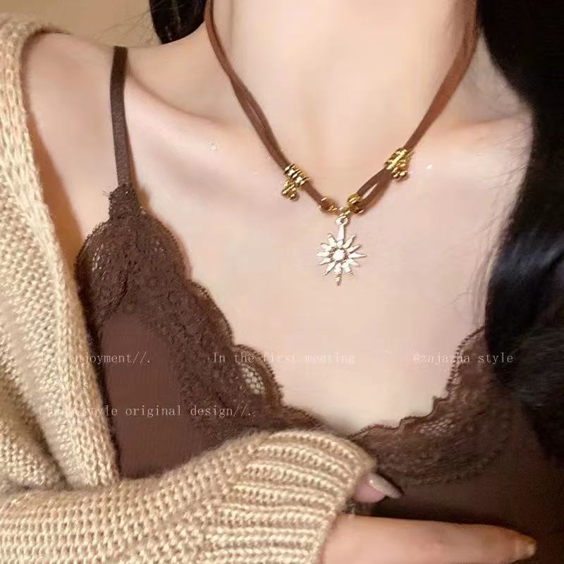 FENG SHUI - 16 vintage sunflower necklace niche design sense of high class