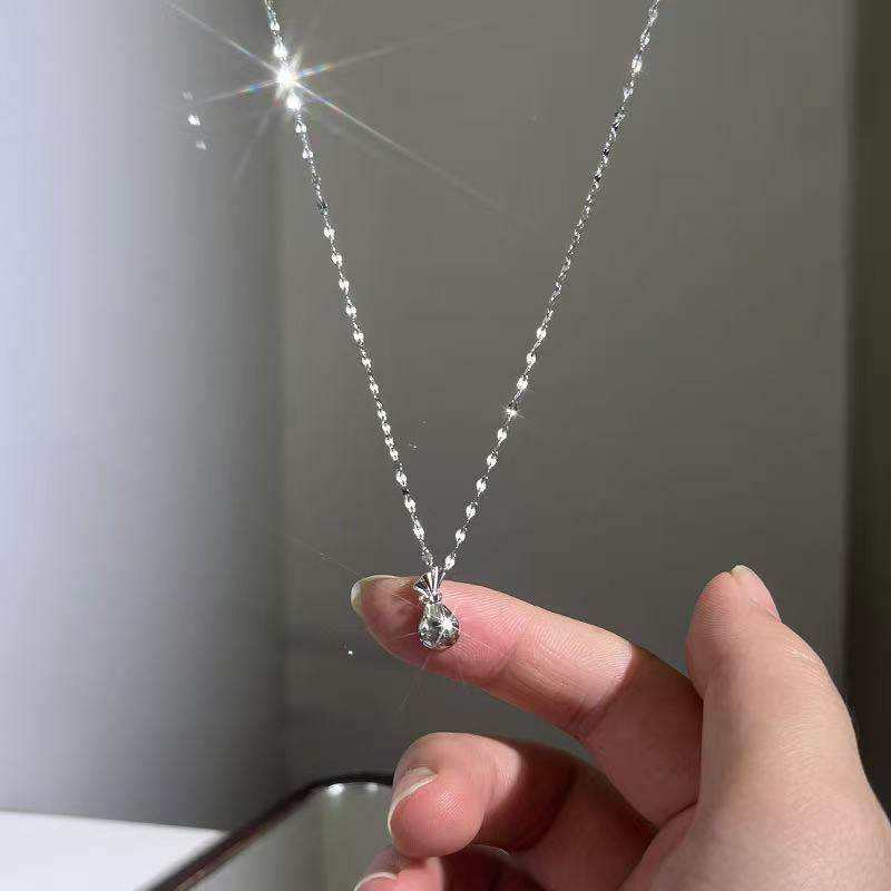 FENG SHUI - 18 S999 sterling silver vintage charm bag necklace Lady Lucky Money bag clavicle chain Ethnic style National style sweater chain