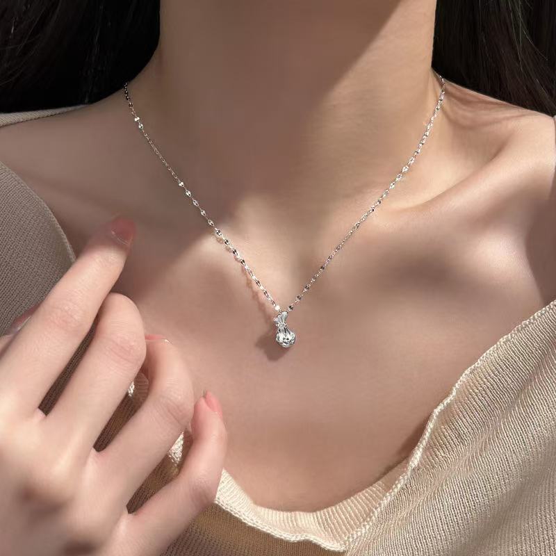 FENG SHUI - 18 S999 sterling silver vintage charm bag necklace Lady Lucky Money bag clavicle chain Ethnic style National style sweater chain