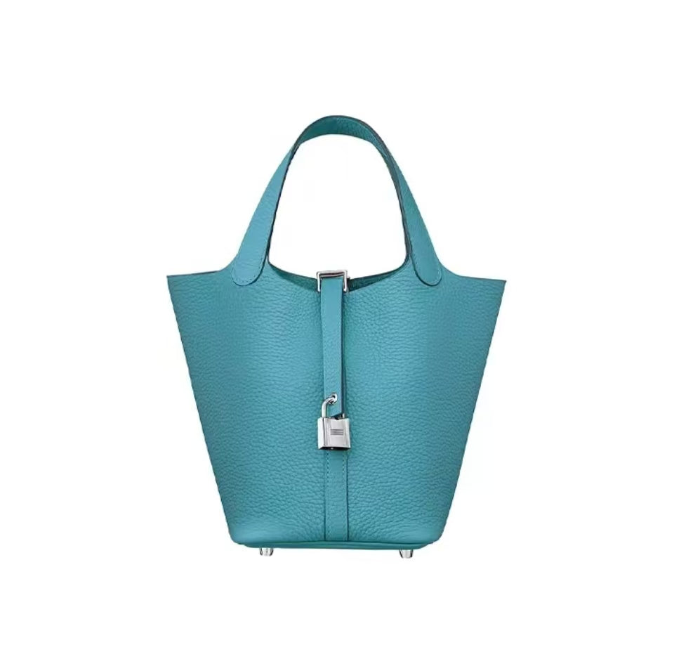 picotin-Taurillon Clemence